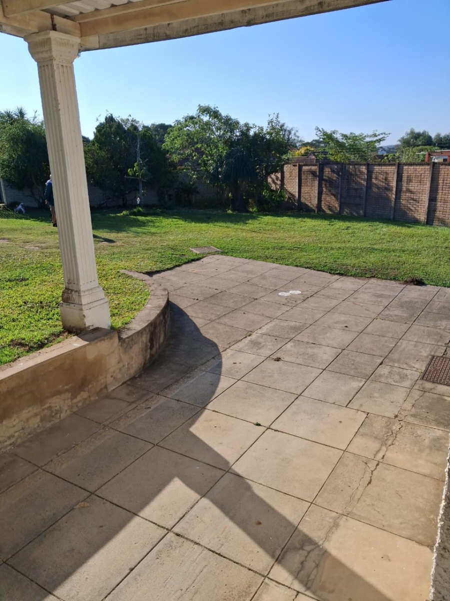To Let 1 Bedroom Property for Rent in Beacon Bay Eastern Cape